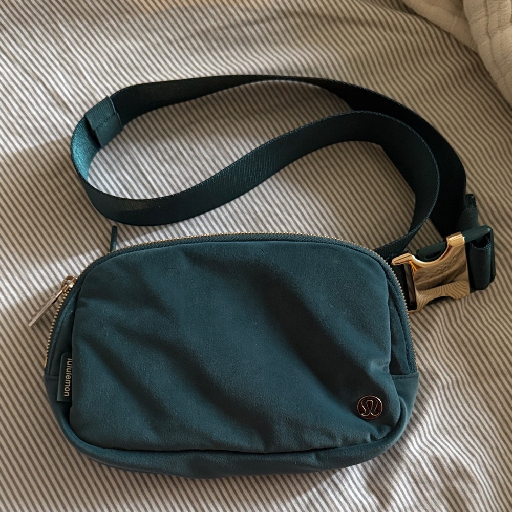 lululemon athletica Teal Belt Bag